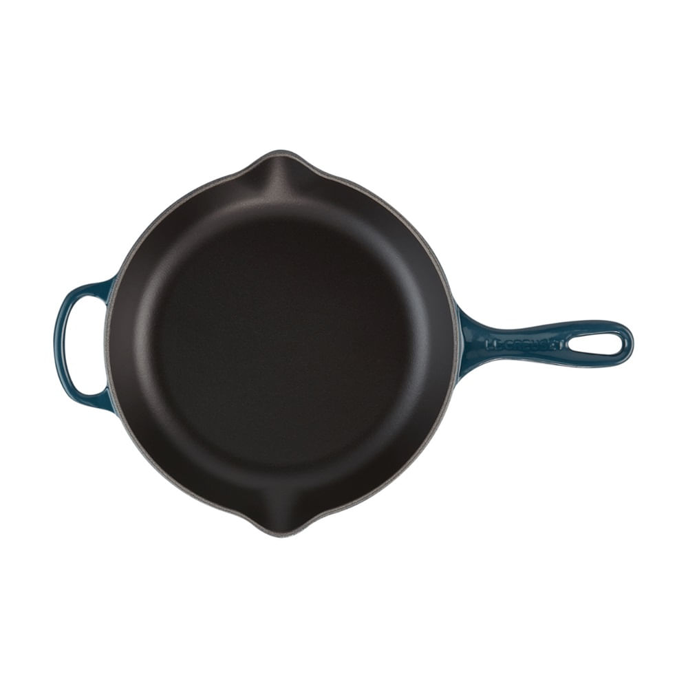 FRIGIDEIRA LE CREUSET SKILLET SIGNATURE REDONDA C/ ALCA 26CM AZUL AGAVE