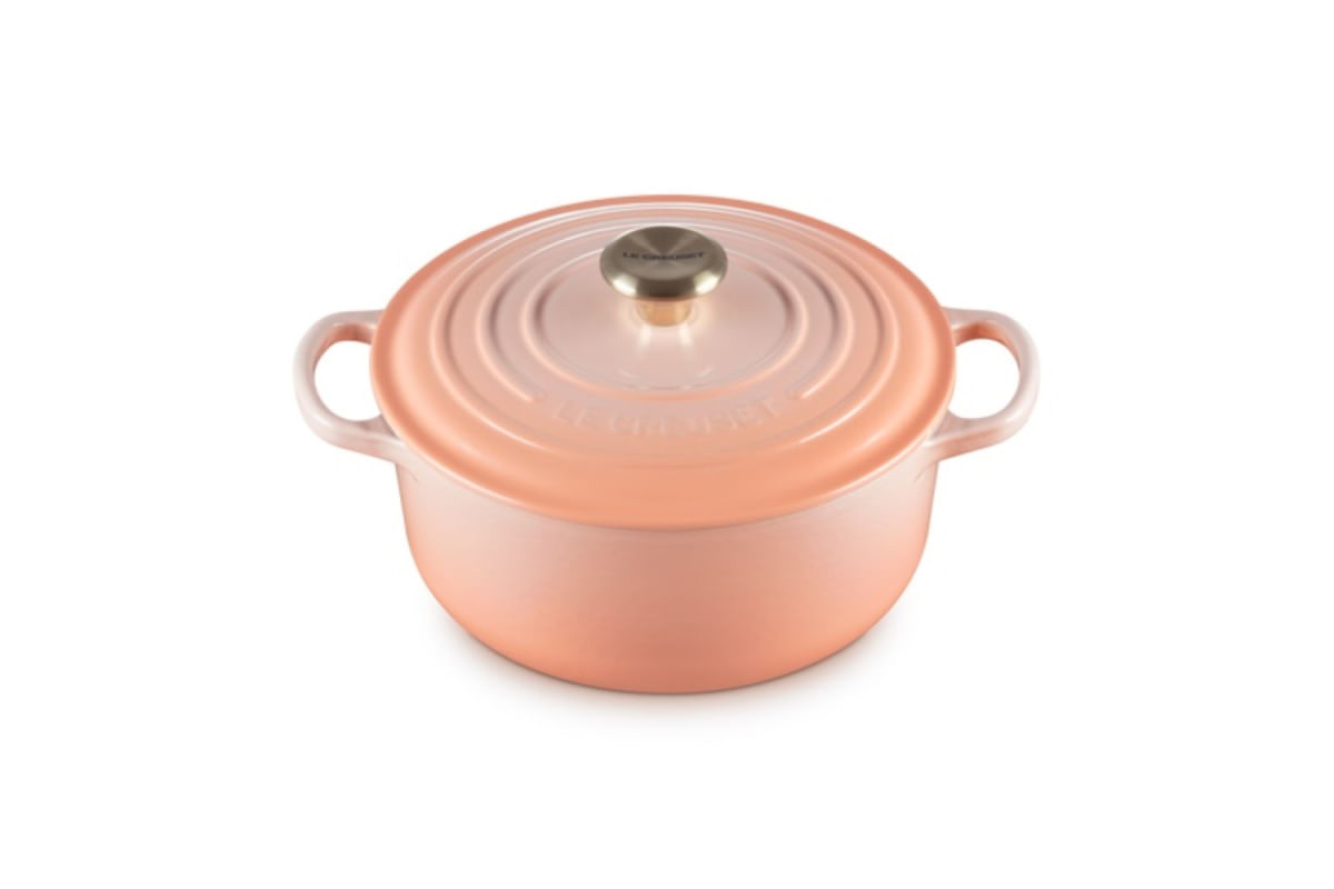 KIT LE CREUSET 2 PANELAS REDONDAS 20 E 24CM EM FERRO FUNDIDO PESSEGO PECHE