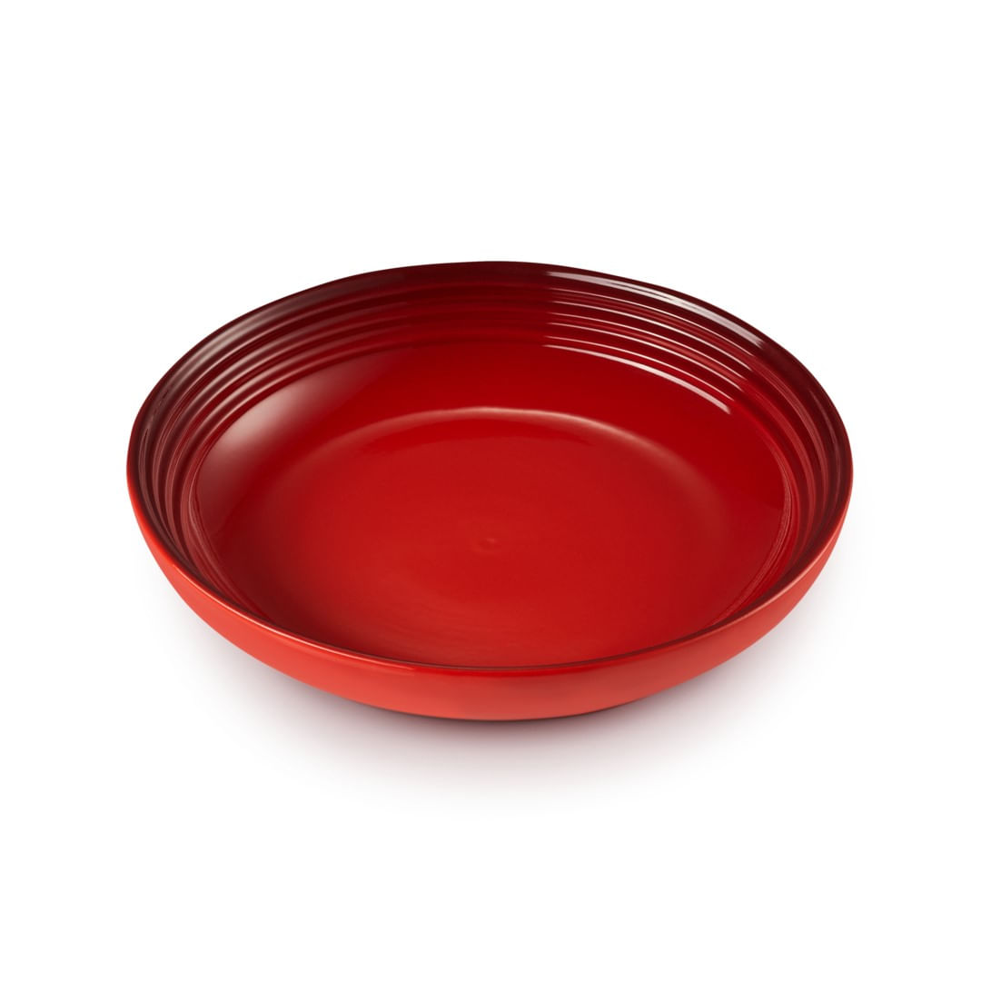 KIT LE CREUSET STOCKPOT EM AÇO INOX ESMALTADO 22CM 7,6L E 2 PRATOS FUNDOS 22CM EM CERÂMICA VERMELHO