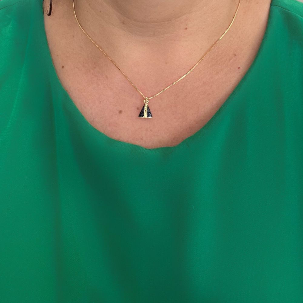 Colar Nossa Senhora Aparecida Pequeno com zirconias banhado em ouro 18k