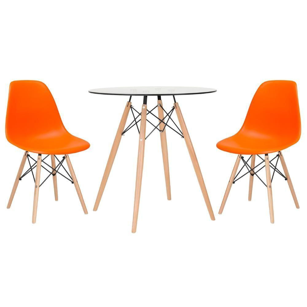 Mesa Redonda Eames Com Tampo De Vidro 70 Cm + 2 Cadeiras Eiffel Dsw Laranja Laranja