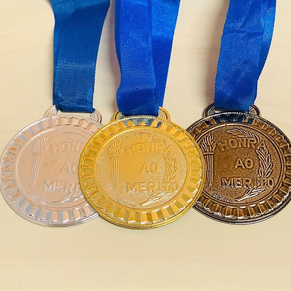 Medalha Honra Ao Mérito 4,5cm Ouro Prata Bronze Participação prata