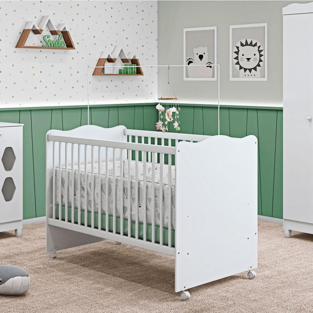 Jogo Quarto Infantil Completo Flok 100% MDF Roupeiro Nicho Decorativo Cômoda Berço Mini Cama Lolly Rodízio