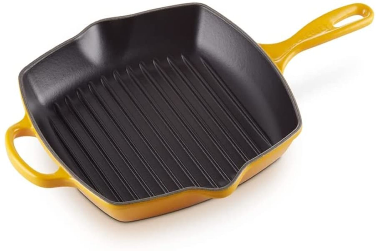 GRELHA QUADRADA LE CREUSET 26CM SIGNATURE AMARELO NÉCTAR