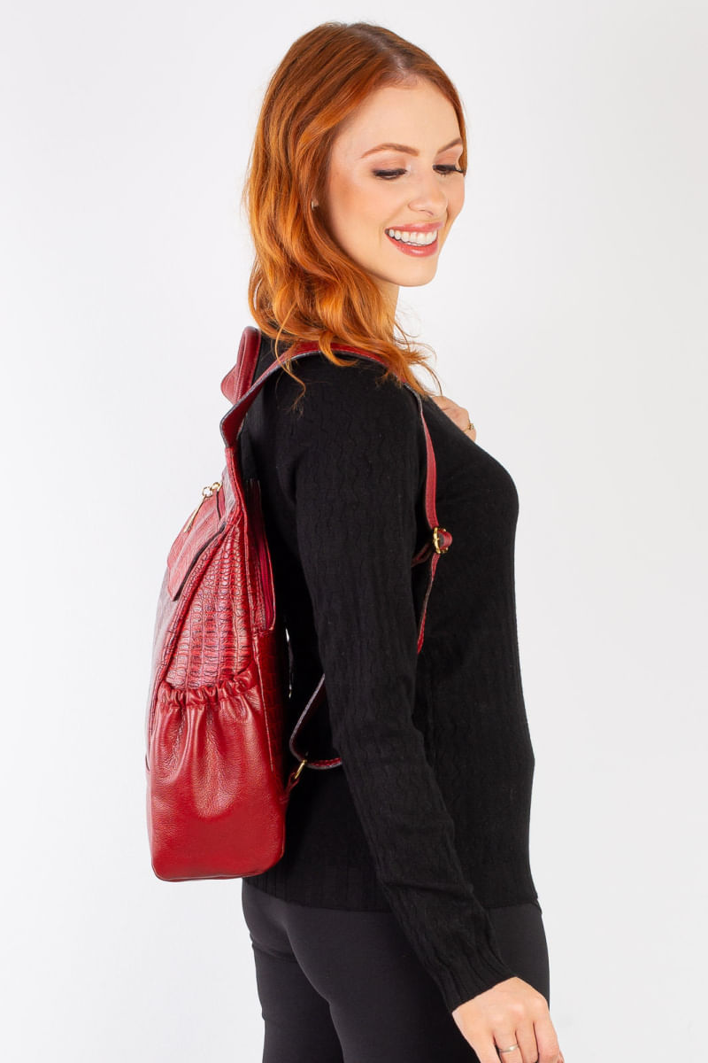 Mochila antifurto de couro croco Suelen Vermelho