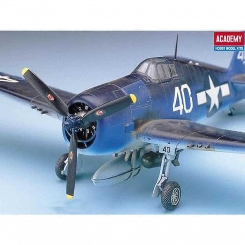 Academy F6f-3-5 Hellcat 1-72 - Kit de Modelo Com Marcas Autênticas