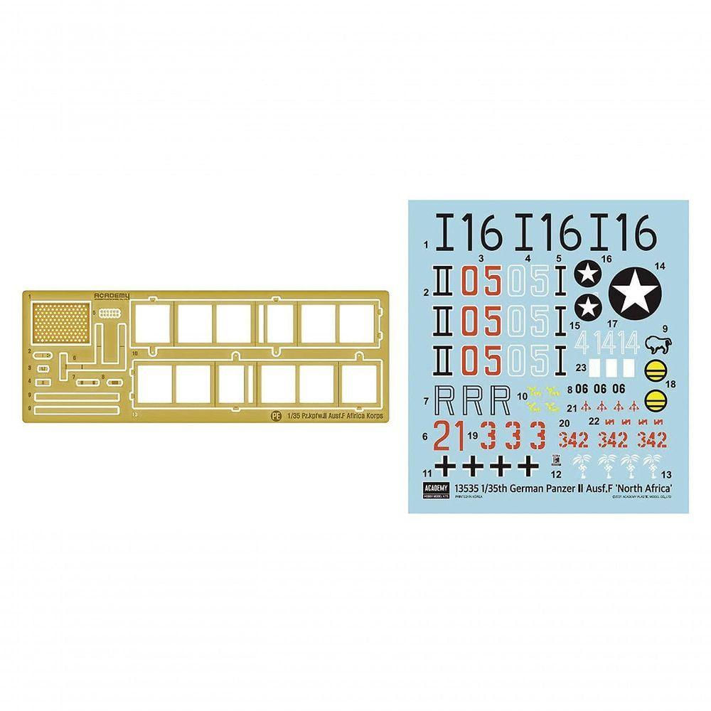 Academy Panzer Ii Ausf.f 'north Africa' 1-35 - Modelo de Tanque