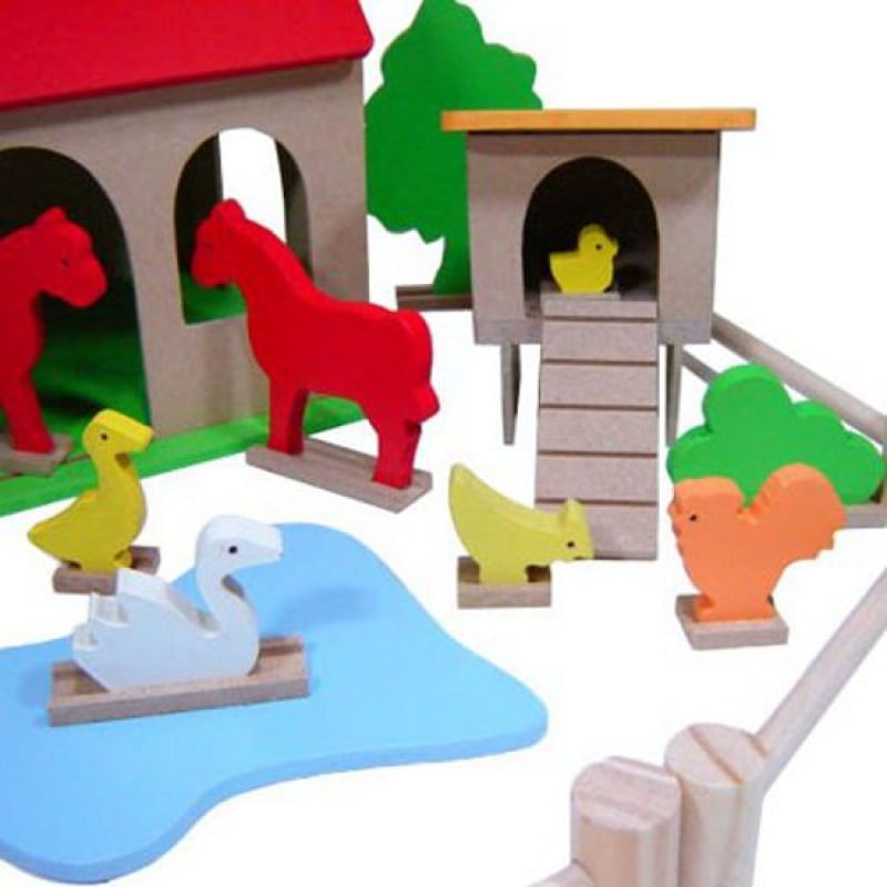 Conjunto Fazenda com Animais e Acessórios - Madeira - Multicolorido - Bem Infantil