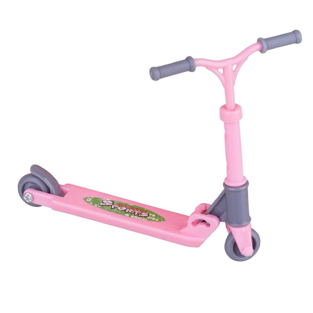 Boneca Luna Passeio Patinete Play&Fun