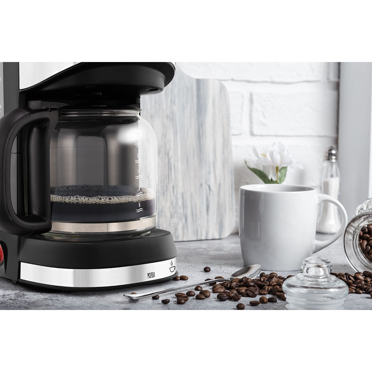 Cafeteira Philco 15 Cafezinhos 550W 600ml PCFE01 127V