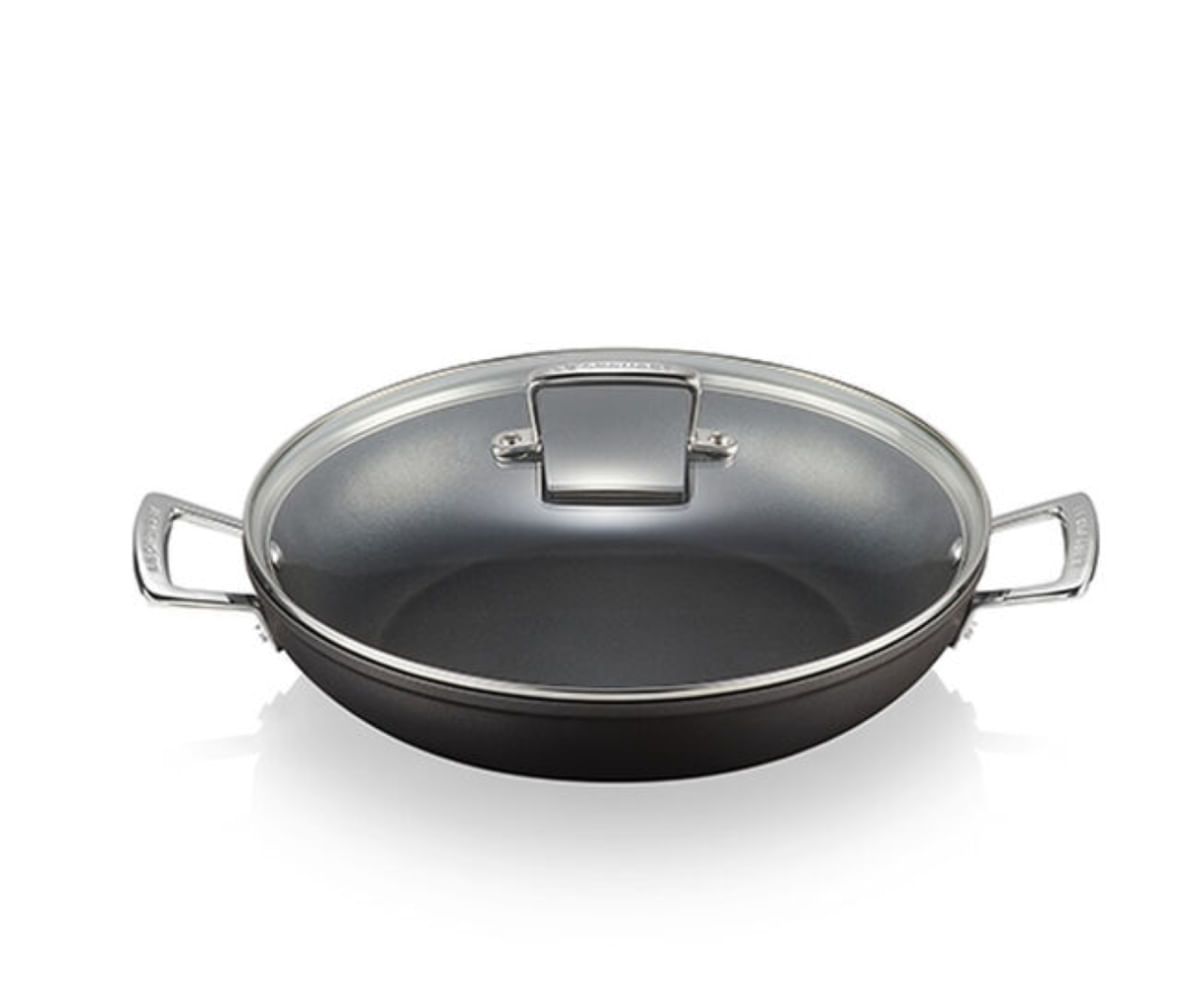 CAÇAROLA BAIXA LE CREUSET 24CM TNS NEW GEN ÚNICO 51107240010502