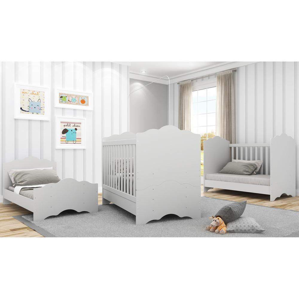 Berço Multimoveis Nuvem com Grade PVC Branco para Colchão