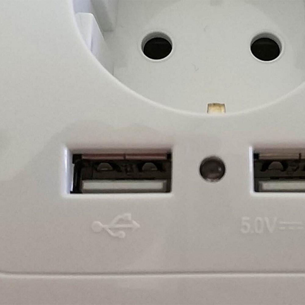 Adaptador de tomada com 2 portas USB e plugue EU