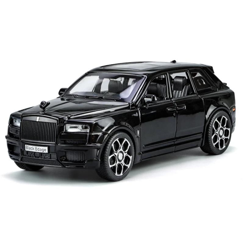 Modelo de Carro em Metal Rolls Royce SUV Cullinan 1/32 com Som e Luz