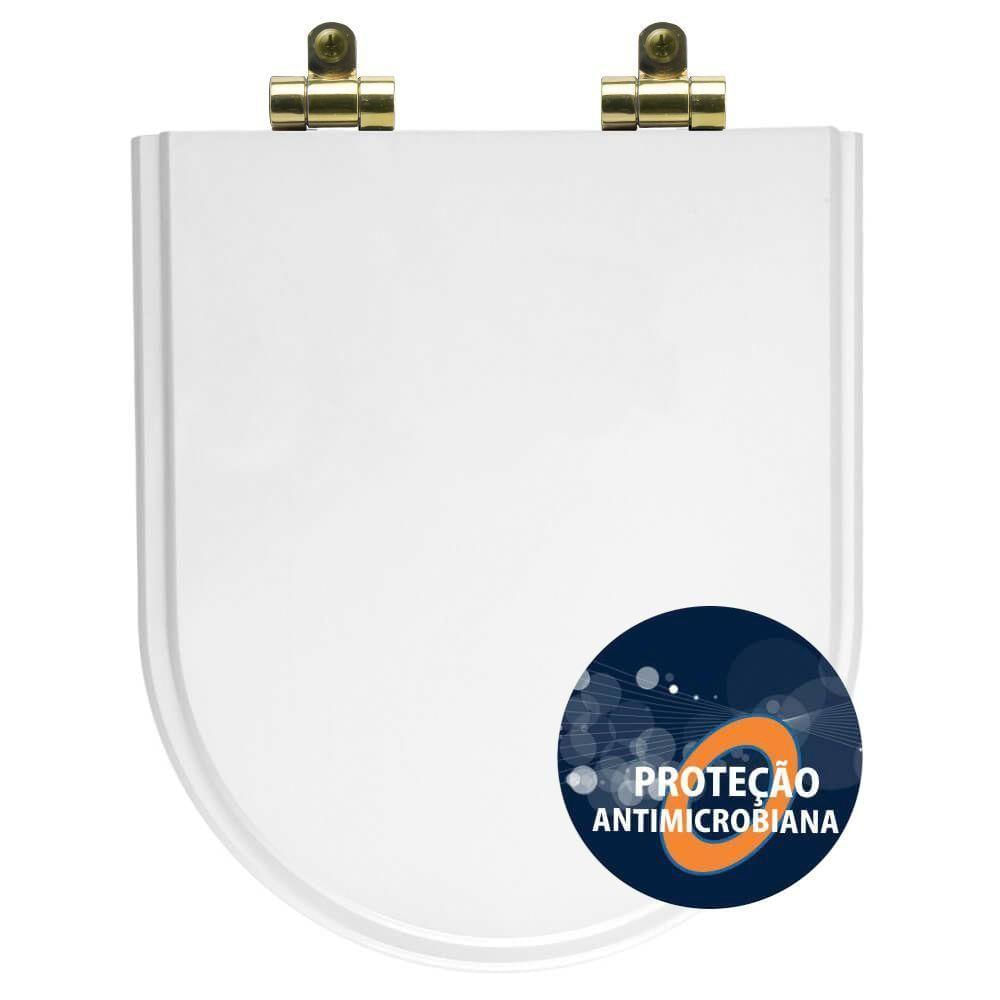 Tampa De Vaso Poliéster Antibactéria Com Amortecedor Level Branco Para Bacia Deca Com Ferragem Dourada