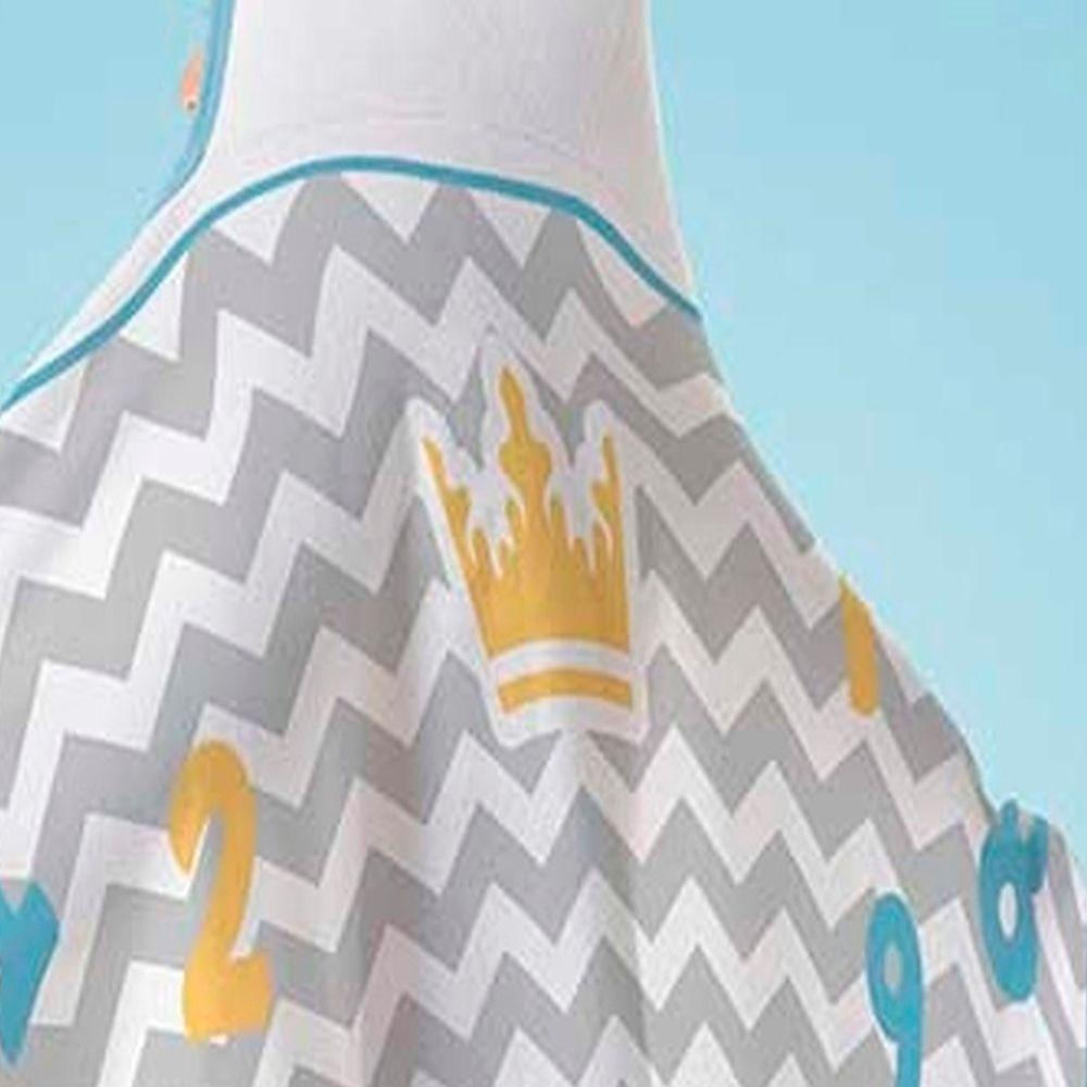 Toalha Capuz Tecebem Baby Mesversario Felpudo Estampada Com Viés Kinder 70cm90cm Azul
